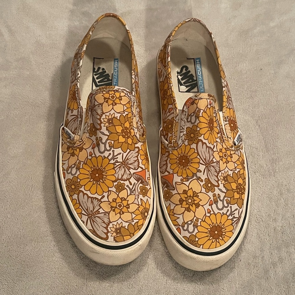 VANS Slip-On’s Women’s Size 11/Men’s 9.5